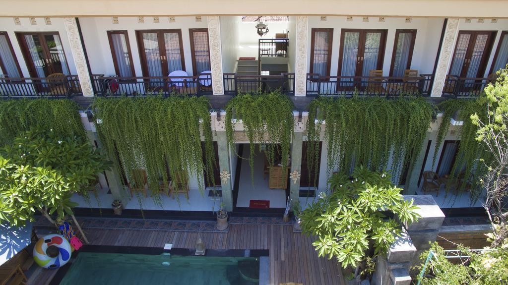 Pujihouse One Apartamento Legian Exterior foto
